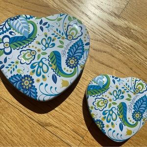 Brighton heart shaped tins